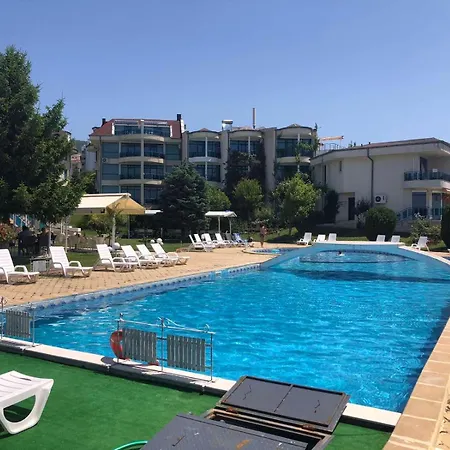 Relax In Riviera Apartment *