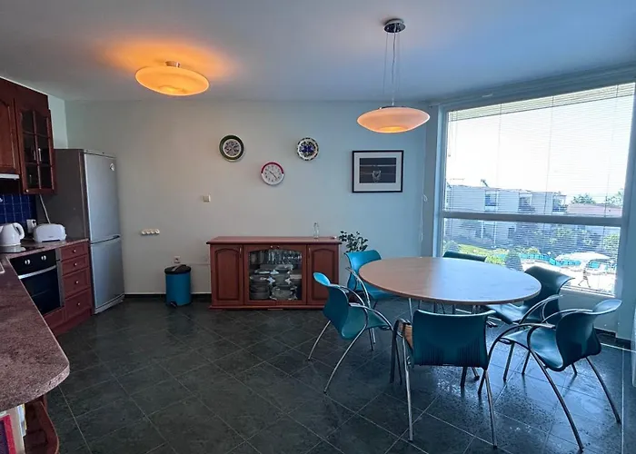 Relax In Riviera Апартаменти *